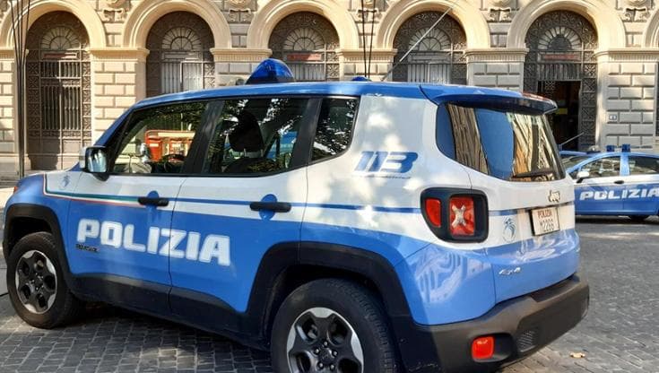 Blitz contro immigrazione irregolare, perquisizioni e sequestri in mezza Europa