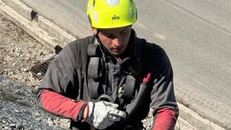 I cavalli, le scalate sui monti e la passione per l’arte. “Andrea sognava l’accademia”