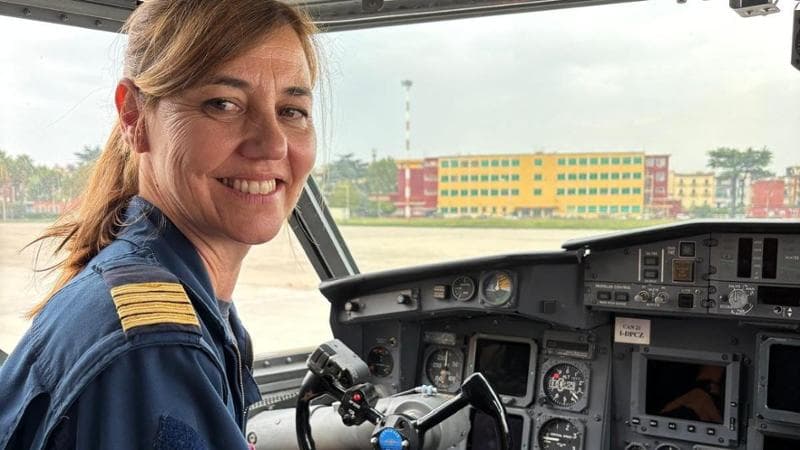 Marina Noberasco, pilota di Canadair: “Incendi da Nord a Sud, mai volato tanto come quest’estate”